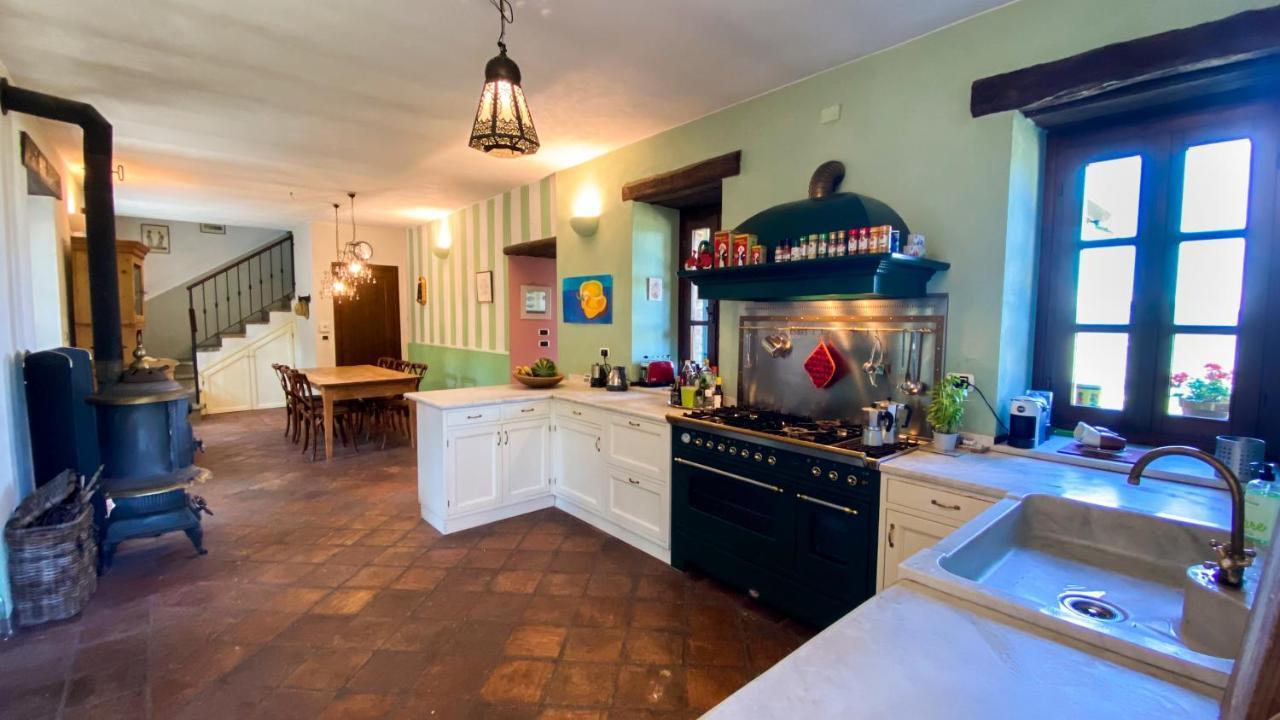 Vakantiehuis Casa Dolce Vista Monastero Bormida Kültér fotó